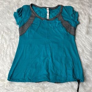 Lululemon short sleeve top blue